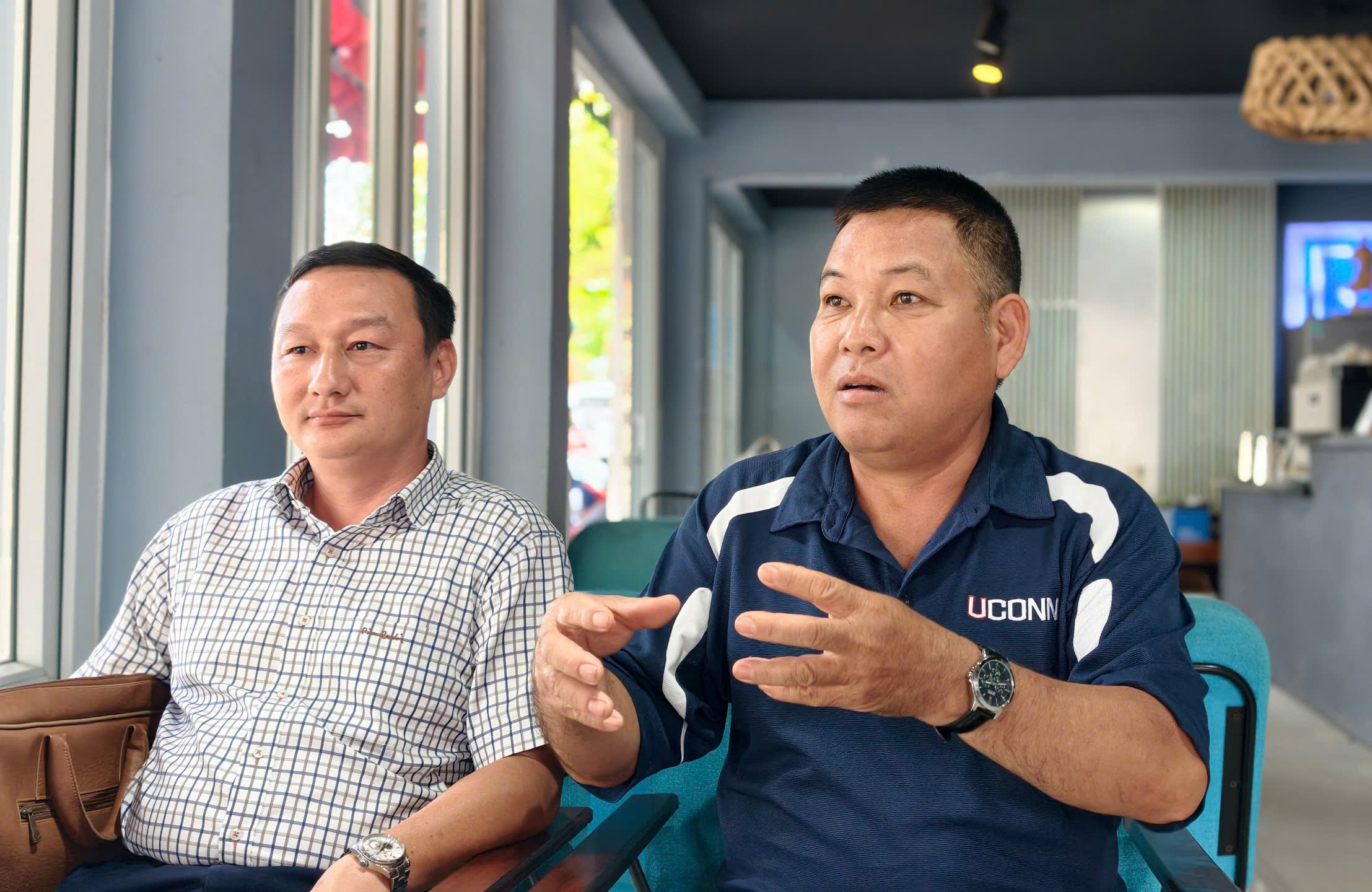 Đang chung sống, vợ kiện ra tòa đòi chia tài sản với chồng 1 chia tài sản - Ảnh 1.