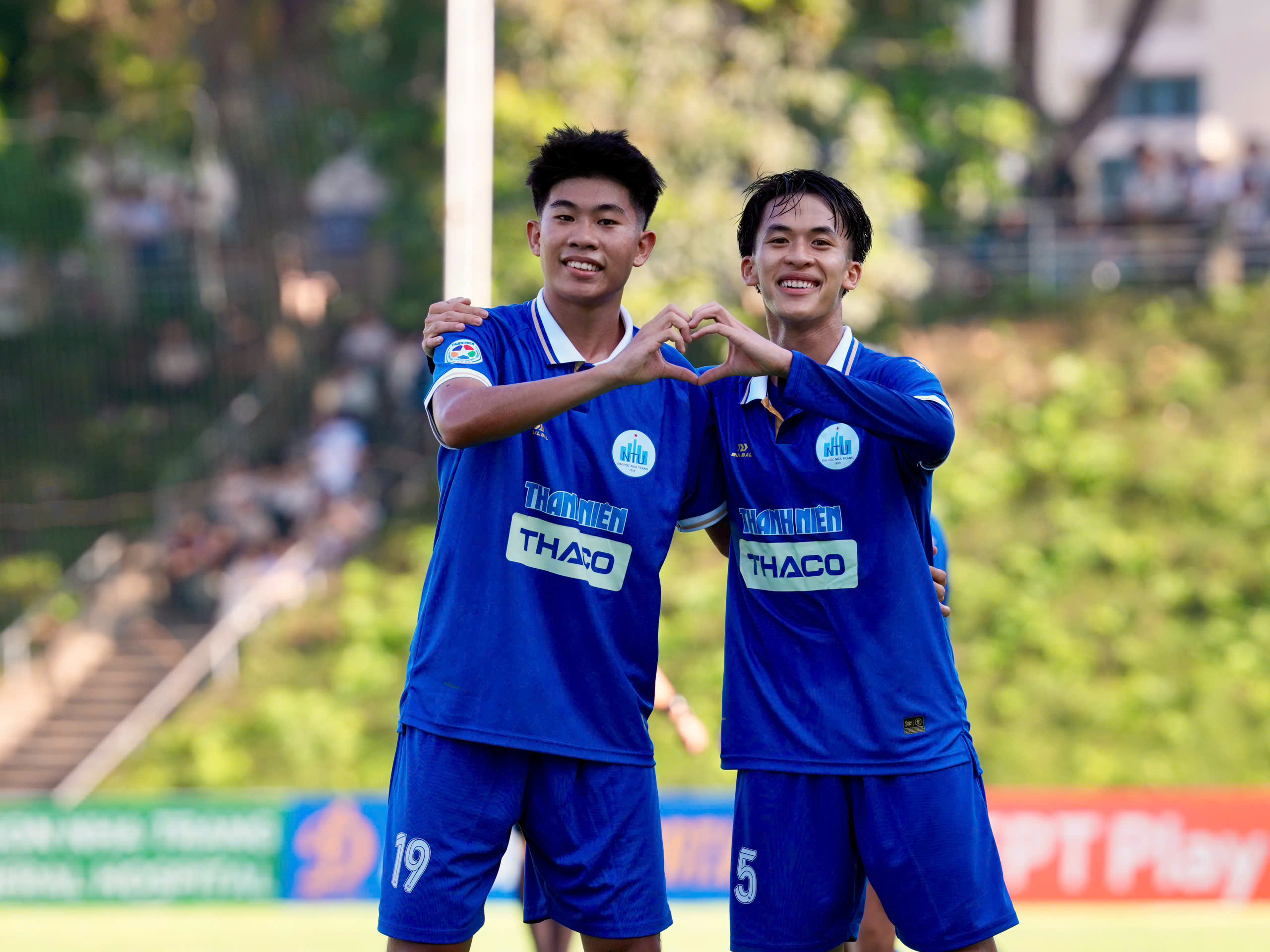 Đằng sau 2 khoảnh khắc ngôi sao của Phước 'Neymar' ở giải TNSV quốc tế THACO cup 2026- Ảnh 1.