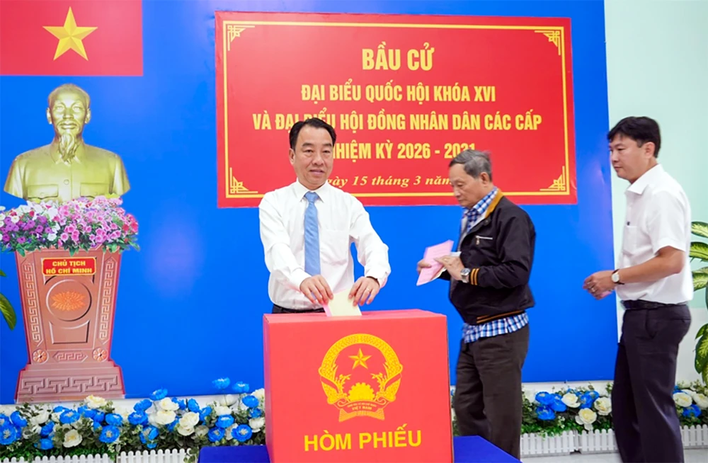 bau-cu-hdnd-tinh-ca-mau.jpg
