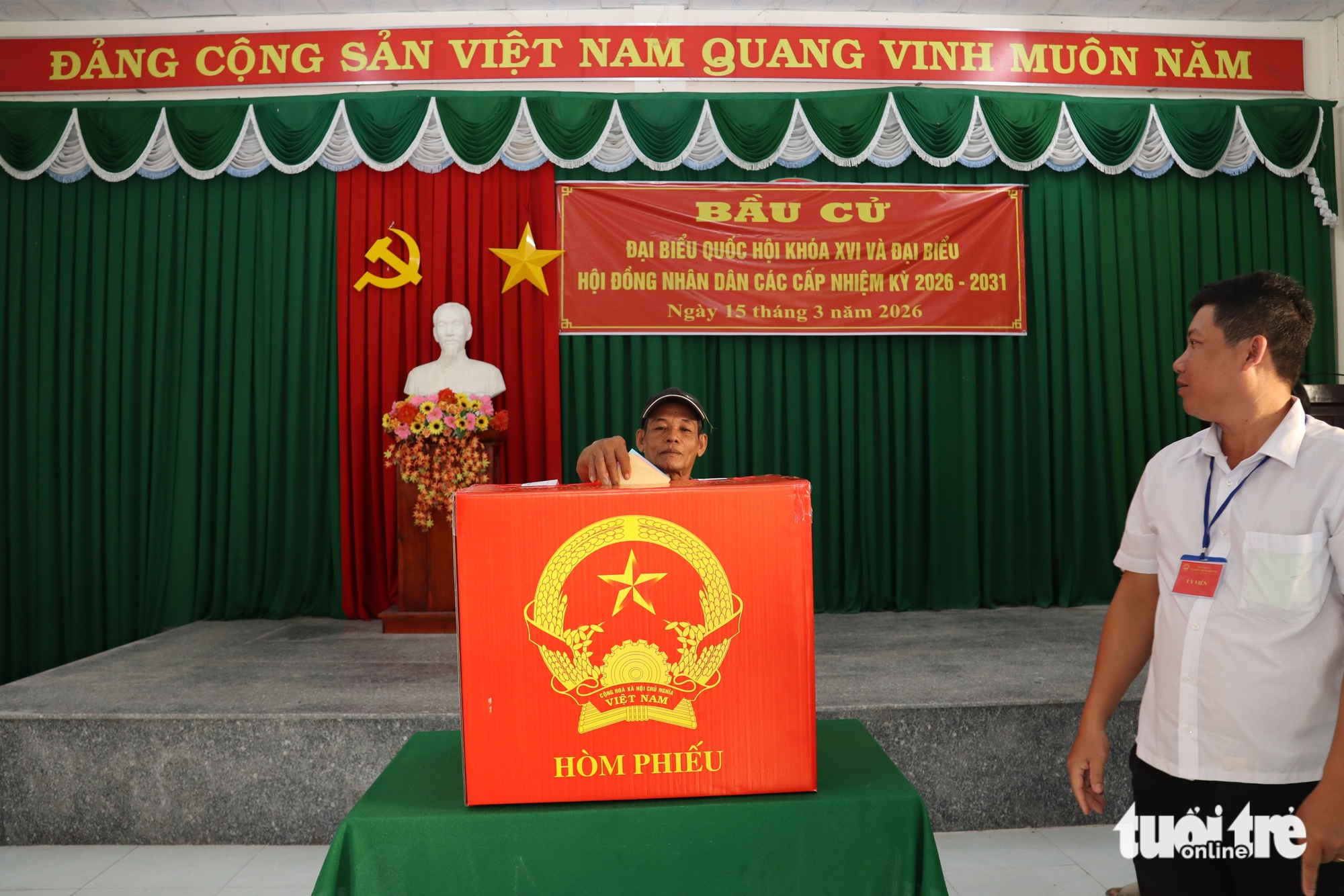 đại biểu - Ảnh 1.