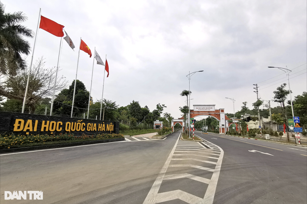 Đất các trường đại học sau di dời khỏi Hà Nội có thể thành nhà ở xã hội - 1