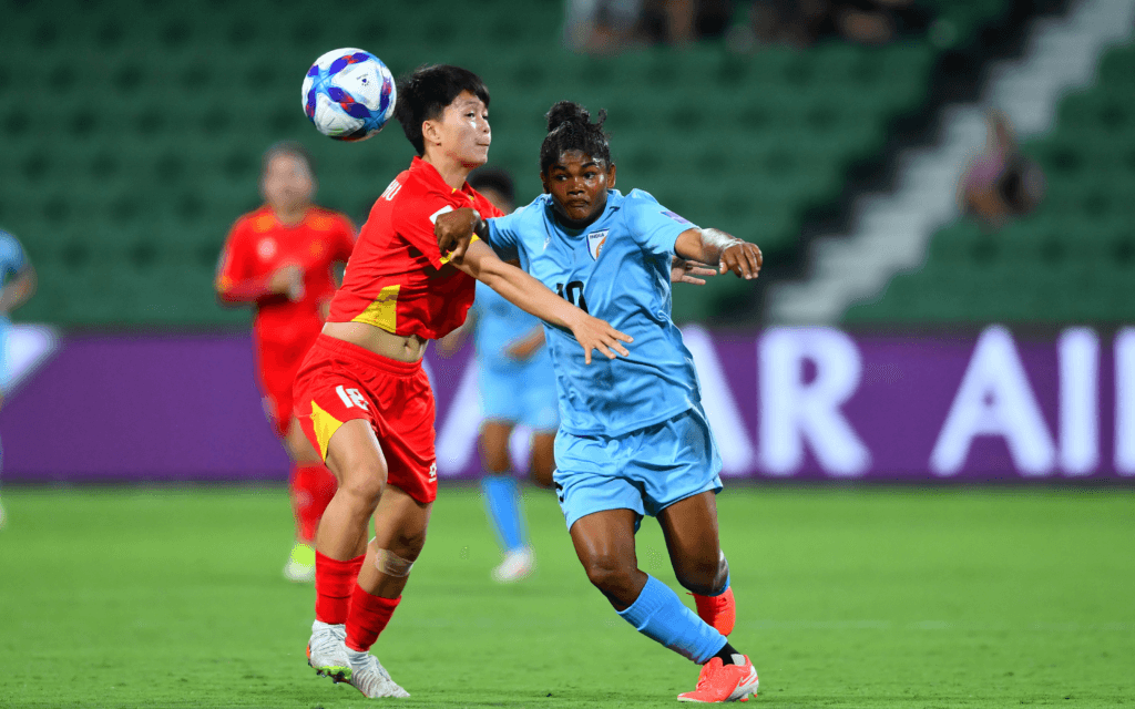 Để đi tiếp, tuyển nữ Việt Nam cần... hạn chế phạm lỗi với Nhật Bản 1 tuyển nữ Việt Nam - Ảnh 1.