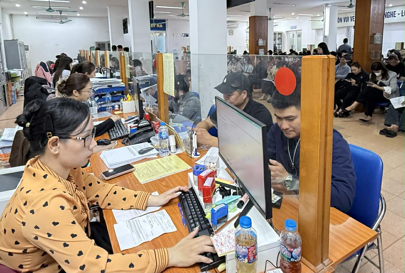 Đề xuất 4 mức kỷ luật viên chức, có thể giảm nhẹ nếu tự nhận lỗi - Ảnh 1.