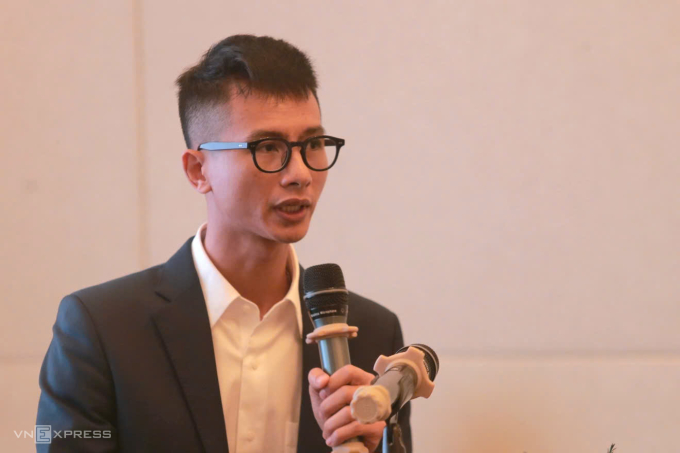 Ông Thuấn nói tại hội thảo sáng 6/3. Ảnh: Gia Chính