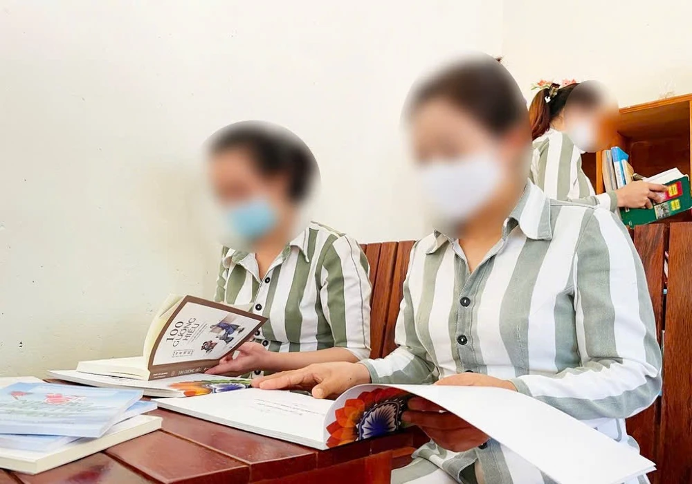 Đề xuất mới về chính sách liên lạc với người thân. Ảnh: CA IMG_7486.jpeg