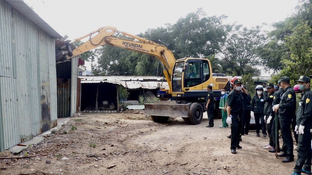 Đề xuất chủ tịch xã được quyền phạt tiền vi phạm đất đai tới 250 triệu đồng- Ảnh 1.