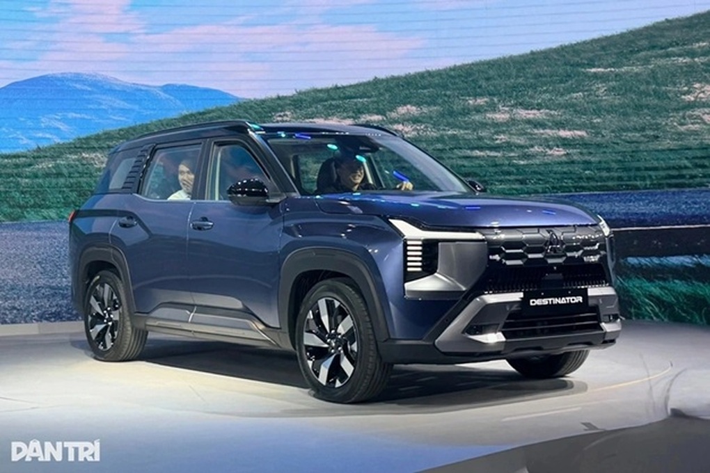 Destinator khan hàng với tùy chọn màu “hot”, khách phải chờ đến giữa năm - 1