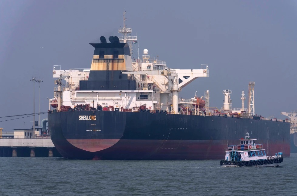 Điểm nghẽn Hormuz tiếp tục gây lo ngại - Ảnh 1.