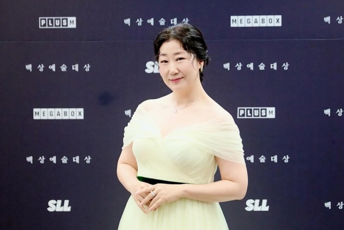 Diễn viên Ra Mi Ran được gọi là 'bà mẹ quốc dân' trên màn ảnh nhỏ xứ Hàn. Ảnh: Instagram ramiran668