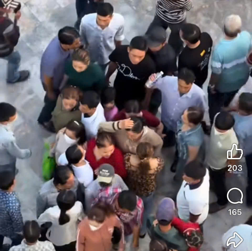 giật dây chuyền - Ảnh 1.