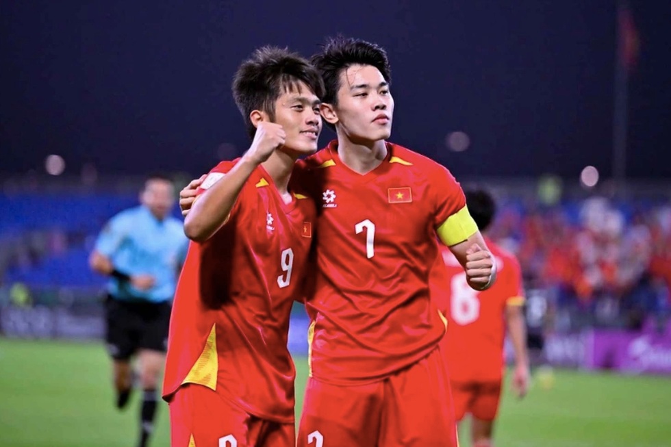 Đình Bắc lọt top đề cử Gương mặt trẻ Việt Nam 2025: Một năm thăng hoa  - 1