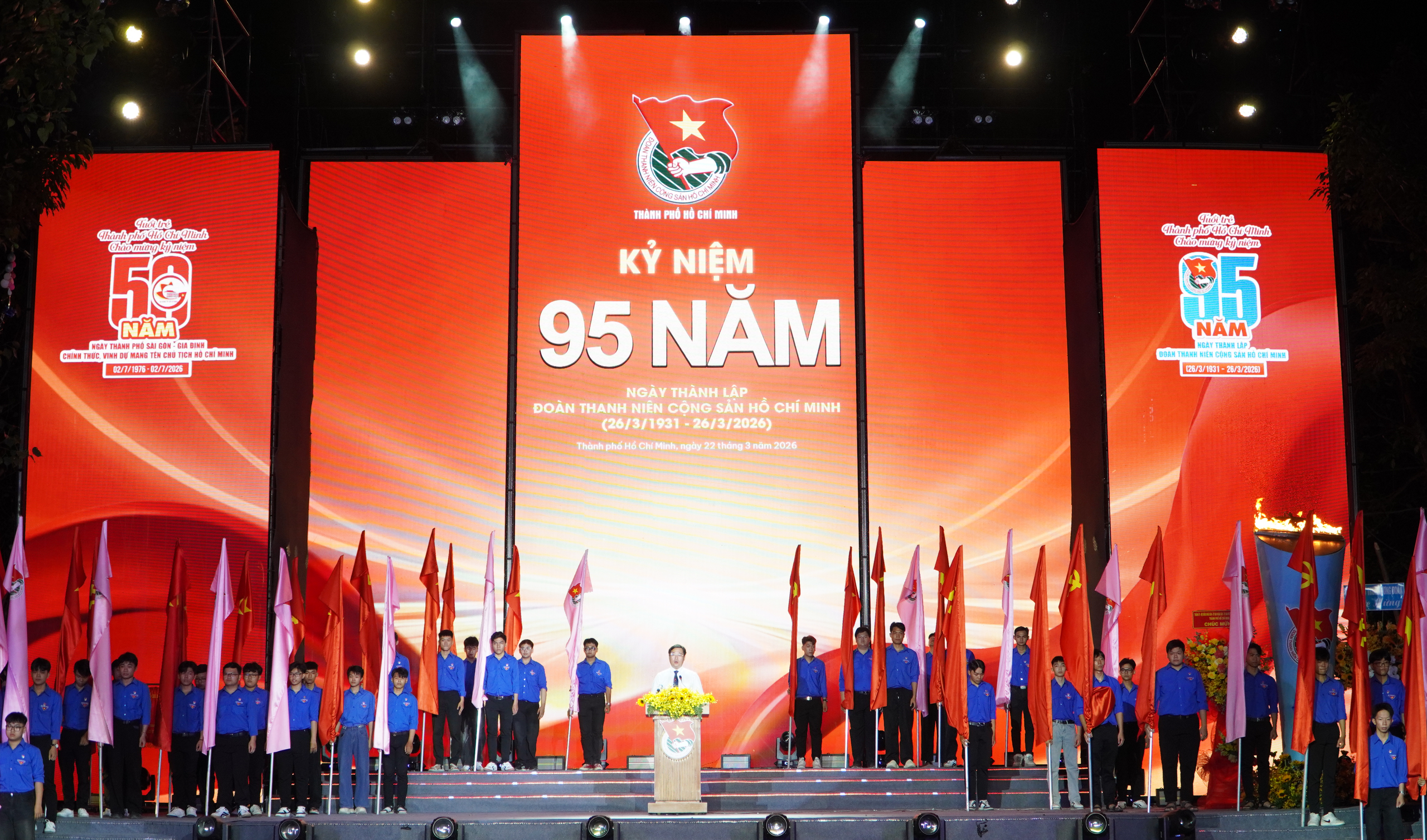 Đoàn Thanh niên Báo Người Lao Động được trao giải thưởng Hồ Hảo Hớn - Ảnh 1.