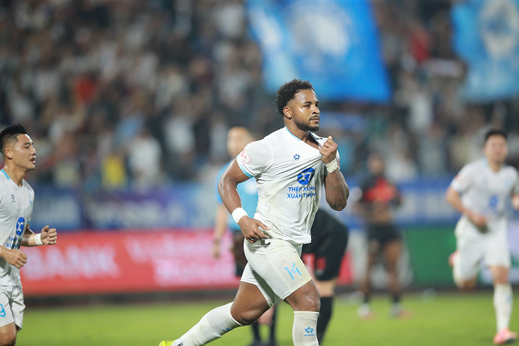 Đội tuyển Việt Nam không cần trông chờ vào phán quyết của CAS- Ảnh 1. Đội tuyển Việt Nam không cần trông chờ vào phán quyết của CAS- Ảnh 1.