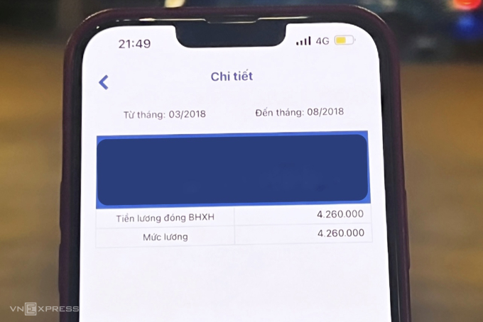 Mức đóng BHXH của một lao động năm 2018 là 4,26 triệu đồng, chỉ cao hơn lương tối thiểu vùng I thời điểm ấy 280.000 đồng. Ảnh: Hồng Chiêu