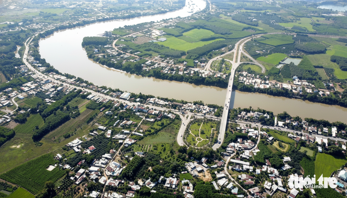 Đồng Nai phê duyệt đền bù, tái định cư dự án vành đai 4 TP.HCM hơn 10.000 tỉ đồng - Ảnh 1.