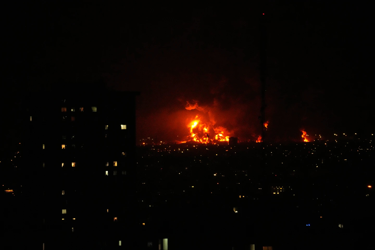 Dự báo đáng lo về giá dầu - Ảnh 1. Dự báo đáng lo về giá dầu - Ảnh 1.