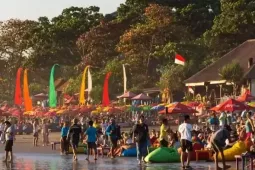 Tranh cãi đề xuất du khách phải chứng minh tài chính khi đến Bali