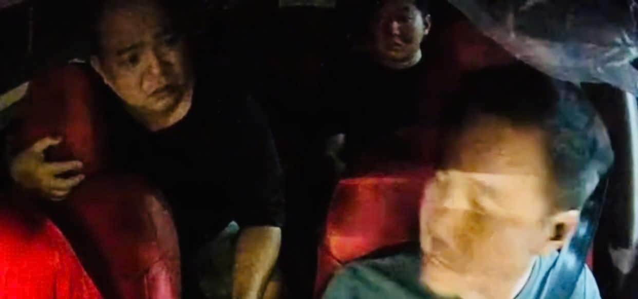 Dư luận phản ứng khi Grab khóa vĩnh viễn tài khoản tài xế vụ nhạc sĩ Minh Khang: “Đúng luật” chưa chắc đã “đúng lòng người”!- Ảnh 1.