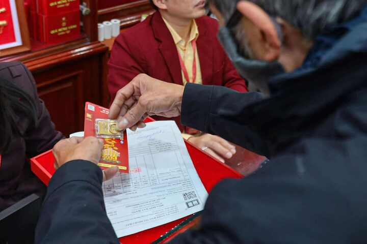 Giá vàng hôm nay 29/3: Đứng vững ở ngưỡng cao- Ảnh 1.