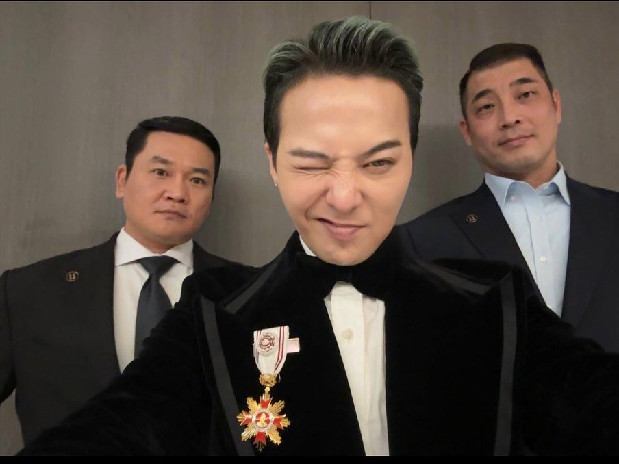 Ai cũng muốn làm việc cùng giáo sư cơ khí kiếm 7118 tỷ đồng/năm: Yêu đương, có con được tặng vàng, đi làm bằng chuyên cơ- Ảnh 3.