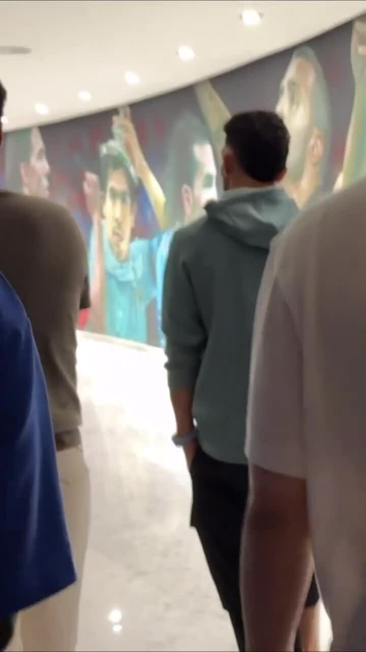 Đường hầm tái hiện sự nghiệp trong biệt thự của Tevez