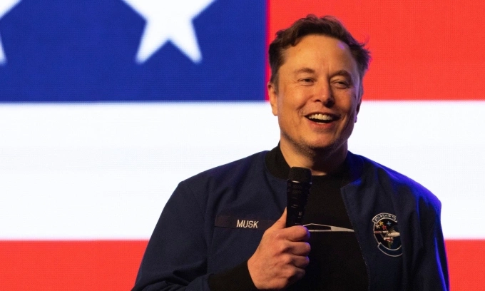 Tỷ phú Elon Musk tại Green Bay, Wisconsin hồi tháng 3/2025. Ảnh: AP