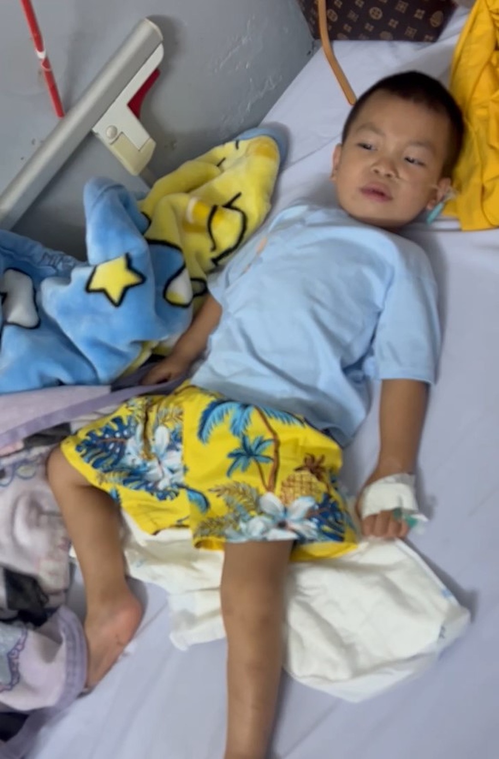 Em bé 3 tuổi sống thực vật do đuối nước hồi sinh ngoạn mục nhờ oxy cao áp - 1