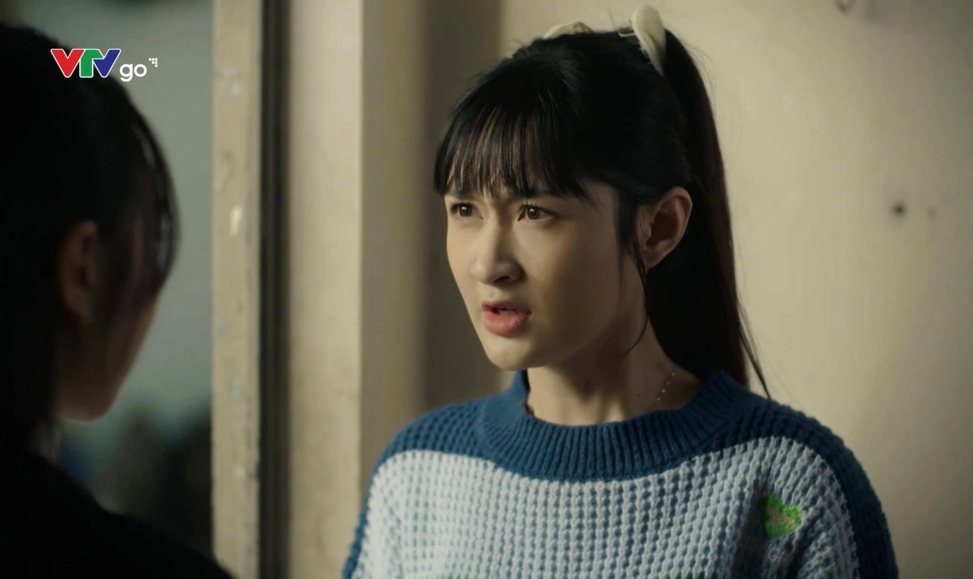 “Em gái màn ảnh” của Quỳnh Kool: Sắc vóc gợi cảm, phụ mẹ bán quán bún - 1