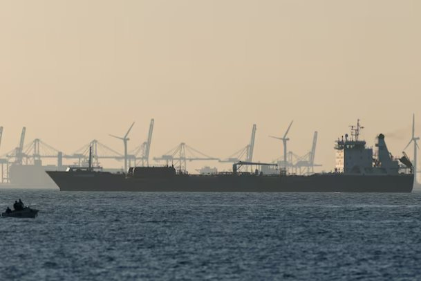 Gần 2 triệu thùng xăng đang tới châu Âu bất ngờ đổi hướng, đi thẳng đến châu Á- Ảnh 1.