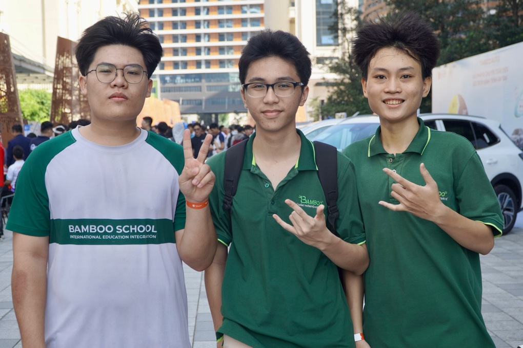 Gen Z chỉ chọn ngành học ra trường có lương cao là thực dụng? - 1