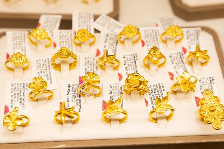 Giá vàng hôm nay 30/3: Quay đầu giảm nhẹ- Ảnh 1.