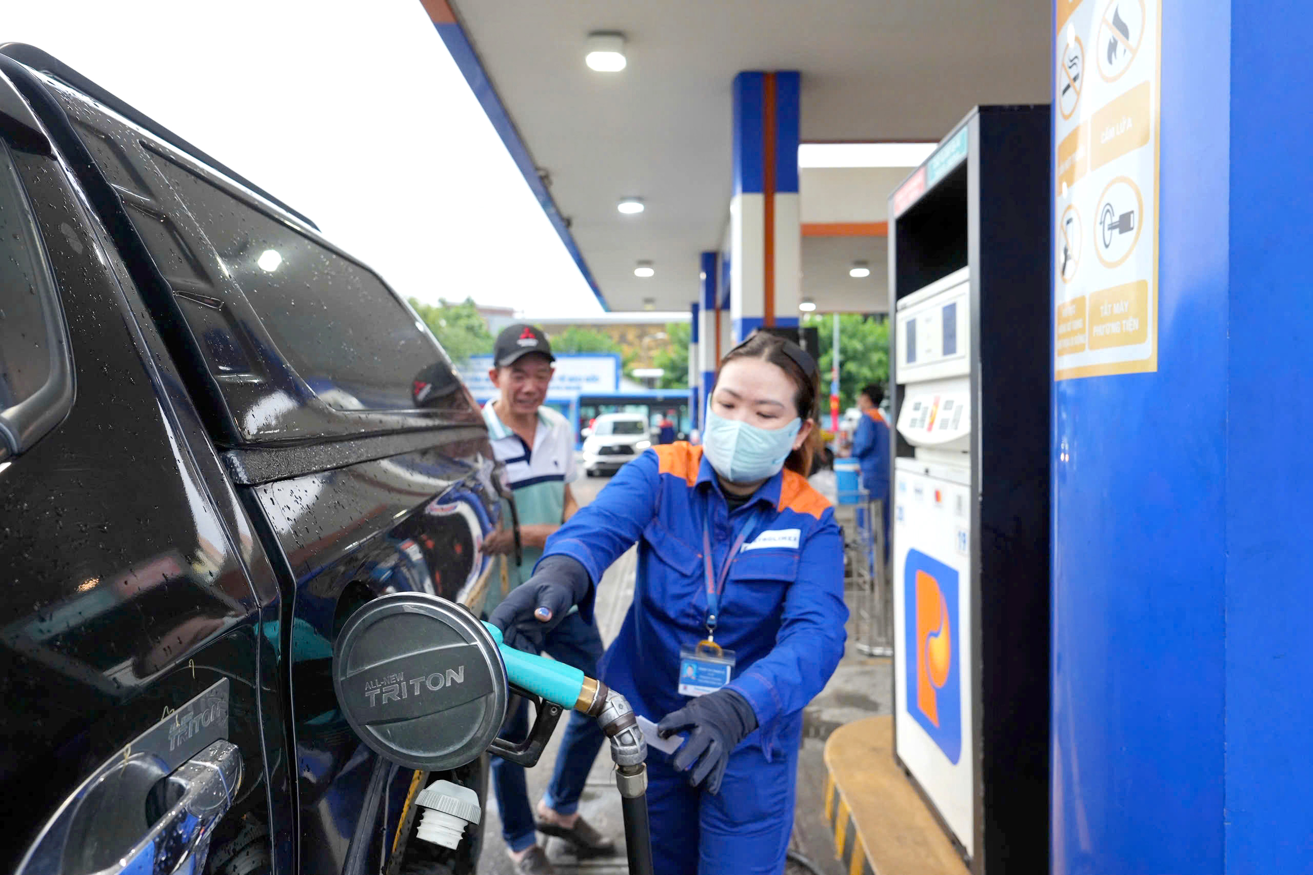 xăng dầu - Ảnh 1.