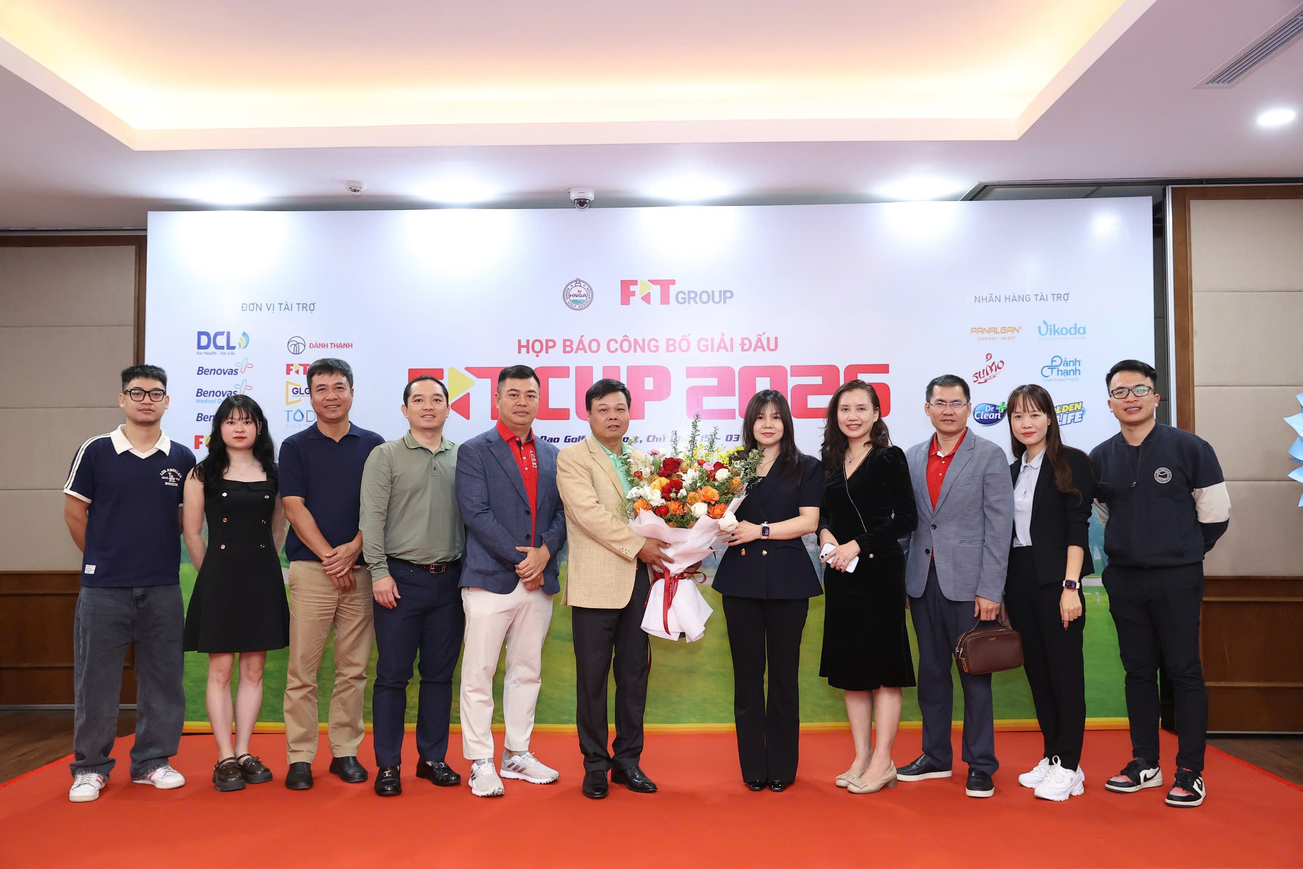 Giải golf F.I.T Cup 2026 có chiếc cúp đặc biệt, 'HIO' được thưởng gần 2 tỉ đồng- Ảnh 1.