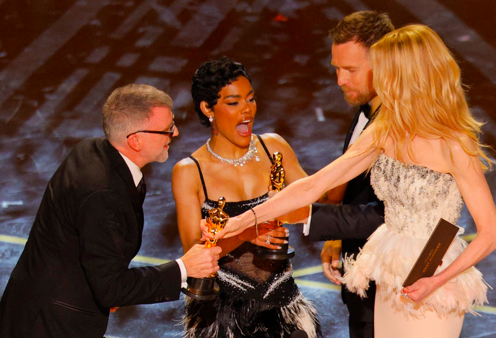 Giải mã những “cửa khó” của giải Oscar với phim Việt - 1