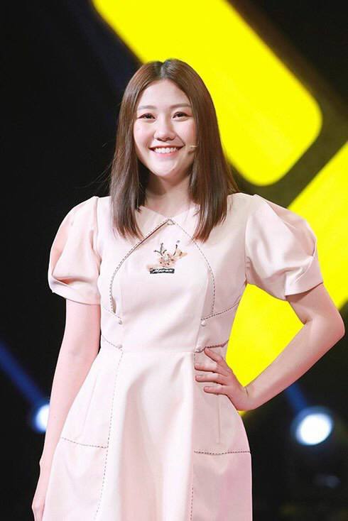 Phát sốt vì Uyển Ân: Giảm 12 cân mà ngỡ 