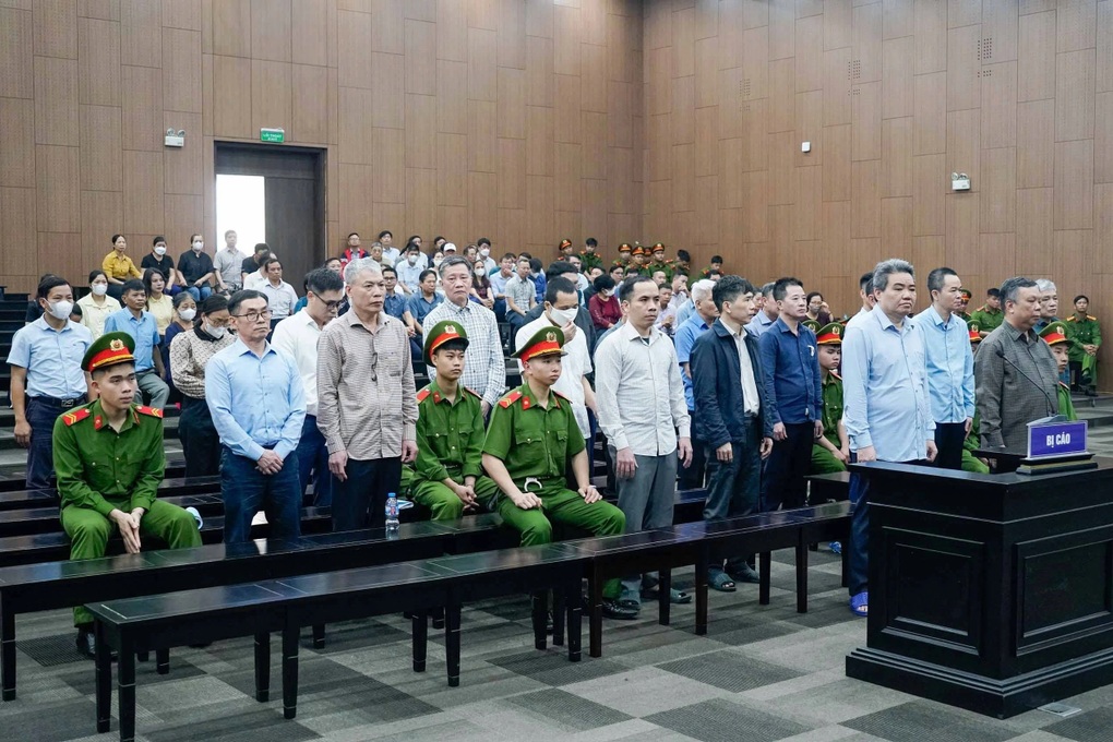 Giám đốc Hoàng Dân xin bán 175 cây vàng để khắc phục hậu quả vụ án - 1