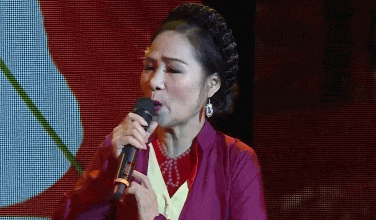 Nữ NSND duy nhất được giới thiệu ứng cử đại biểu Quốc hội khoá XVI: Giám đốc Nhà hát nhận bằng khen Thủ tướng, sự nghiệp cả nước ngưỡng mộ- Ảnh 4.