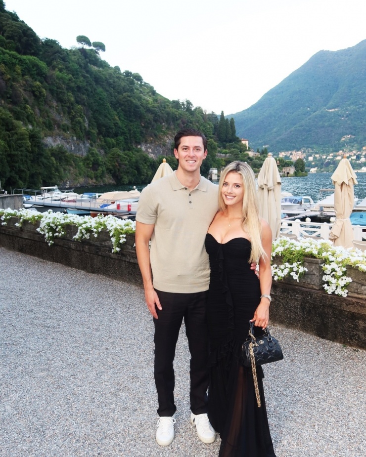 Gu mặc của 'Tay đua quyến rũ nhất hành tinh' - 1