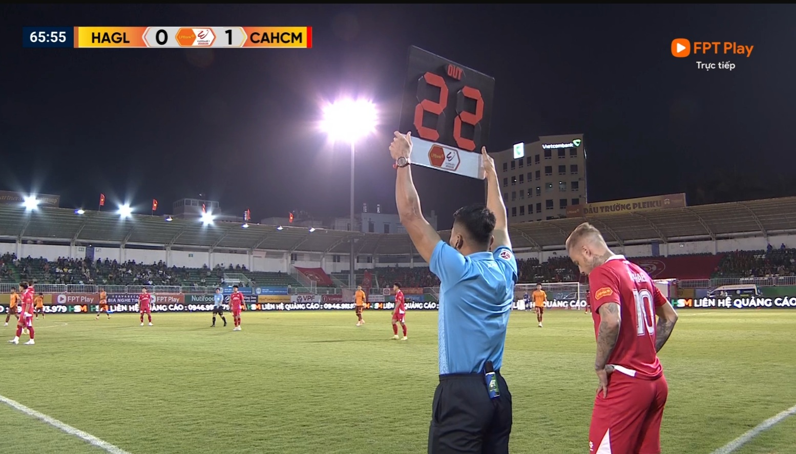 HAGL chơi hay hơn nhưng vẫn… thua cay đắng, đội CA TP.HCM thắng nhờ một nhân vật hoàn hảo: Đó là…- Ảnh 1.