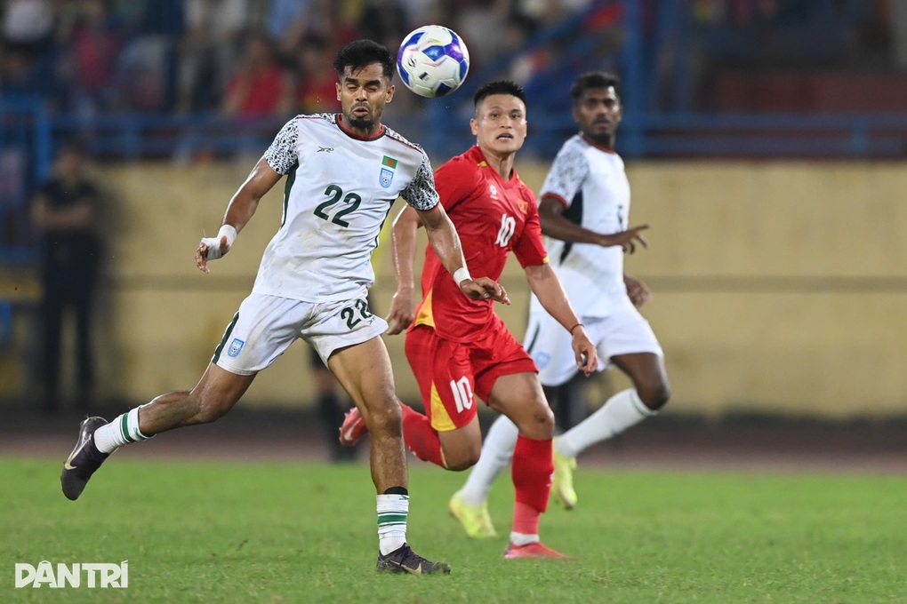 HLV Bangladesh: “Đội tuyển Việt Nam sẽ thắng Malaysia” - 1