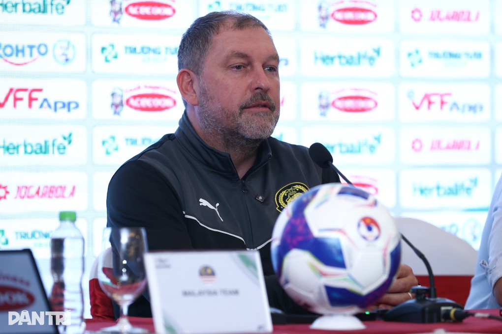 HLV Cklamovski: Malaysia quyết tâm thắng tuyển Việt Nam vì danh dự - 1