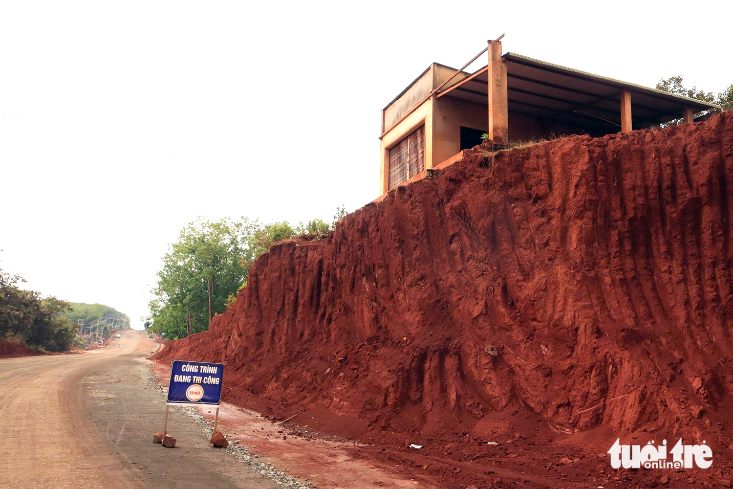 nhà mặt tiền - Ảnh 1.