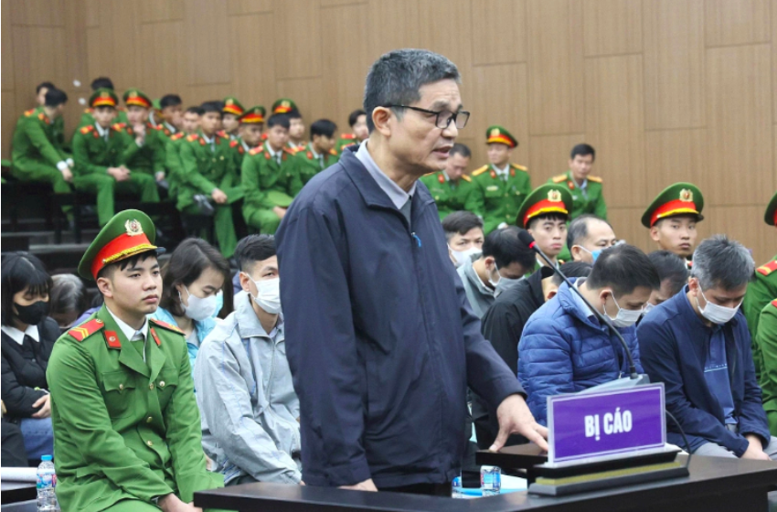 Hai cựu Cục trưởng Cục An toàn thực phẩm kháng cáo xin giảm nhẹ hình phạt sau án tù vì nhận hối lộ- Ảnh 1.