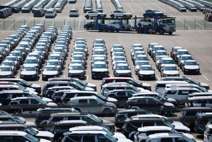 Hàn Quốc giảm trợ cấp, siết điều kiện hỗ trợ xe điện - Ảnh 1. Hàn Quốc giảm trợ cấp, siết điều kiện hỗ trợ xe điện - Ảnh 1.