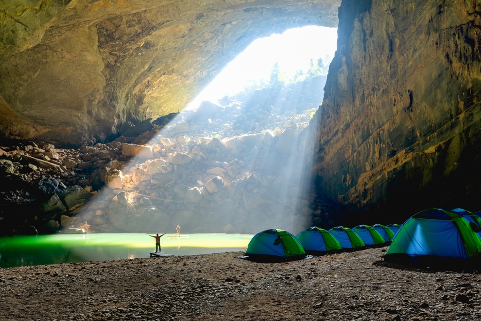 Hang Sơn Đoòng đẹp choáng ngợp trong phóng sự 12 phút của Mỹ - 1