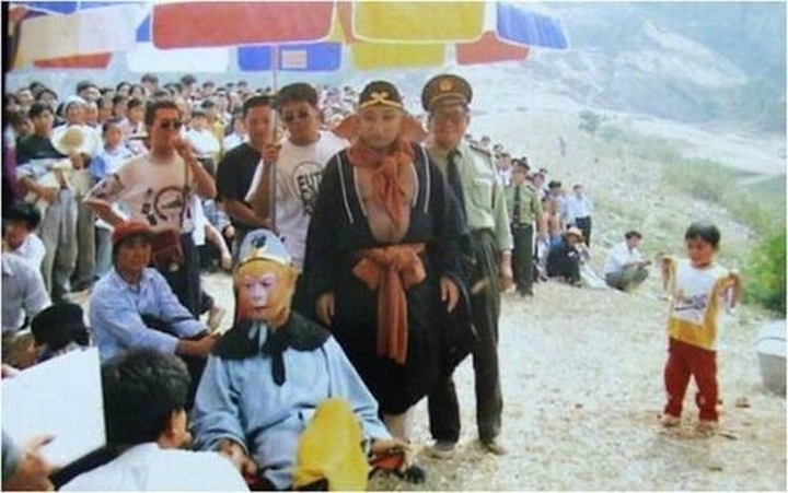 Cả đoàn phim ăn chay theo Tôn Ngộ Không: Hậu trường ít người biết của Tây Du Ký- Ảnh 2.