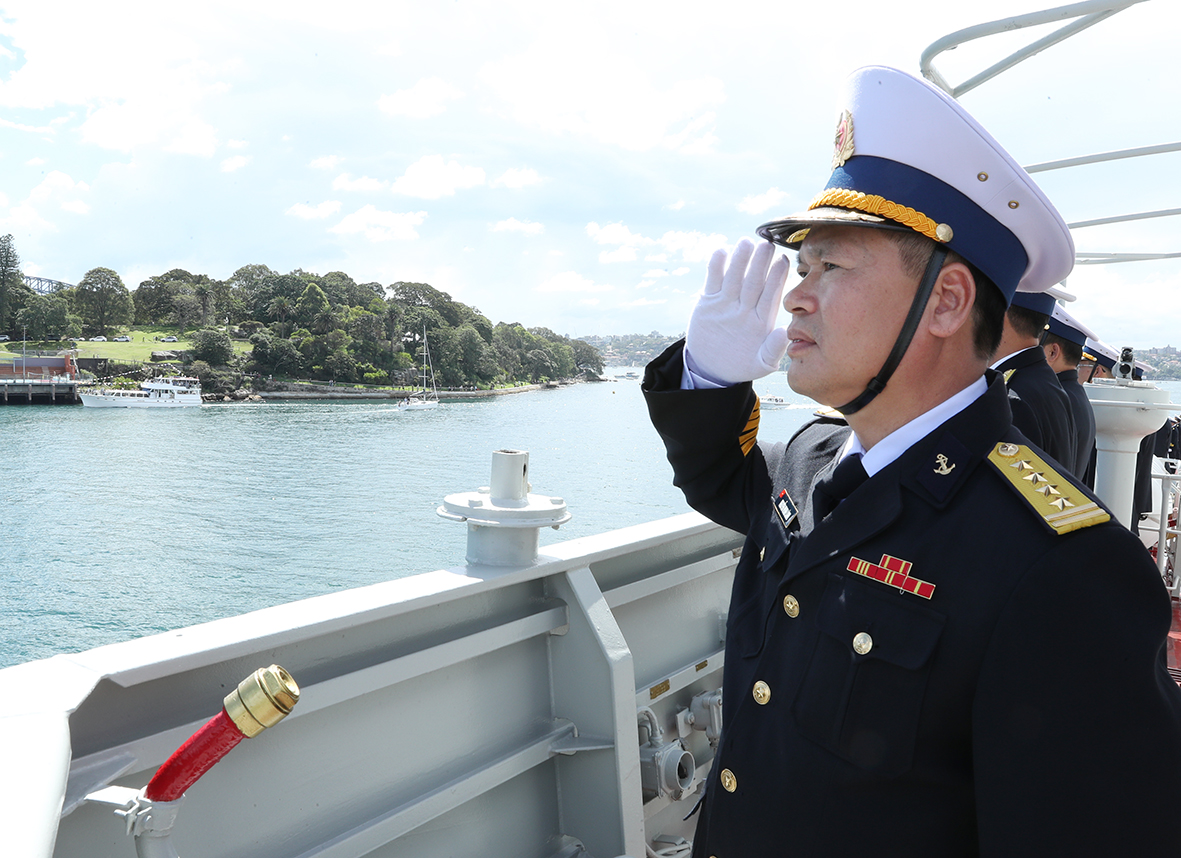 Hình ảnh tàu hộ vệ tên lửa 016-Quang Trung trong lễ duyệt binh tàu Hải quân quốc tế- Ảnh 1.