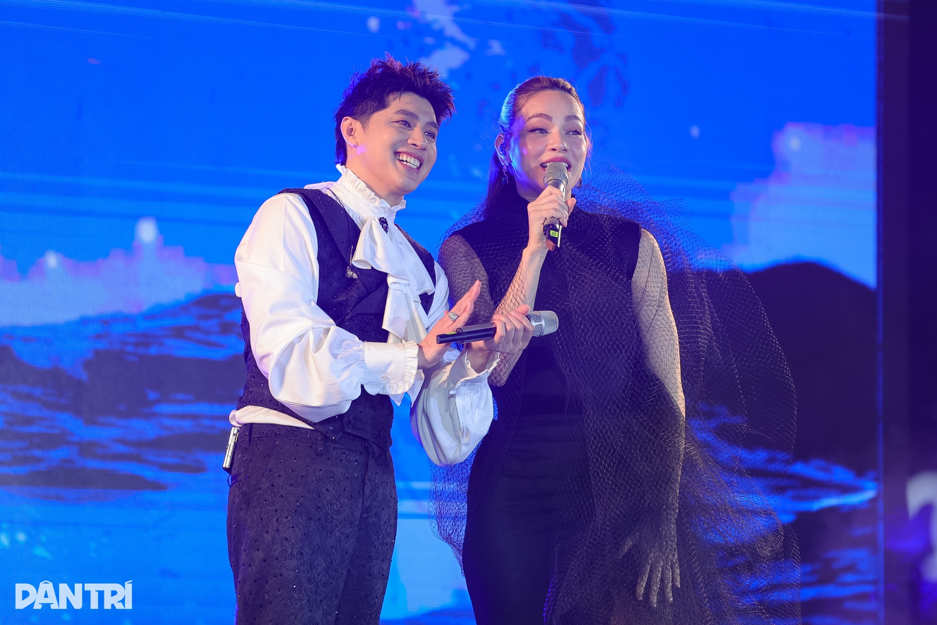 Hồ Ngọc Hà - Noo Phước Thịnh làm sống lại bản hit 10 năm trước - 1 Hồ Ngọc Hà - Noo Phước Thịnh làm sống lại bản hit 10 năm trước - 1