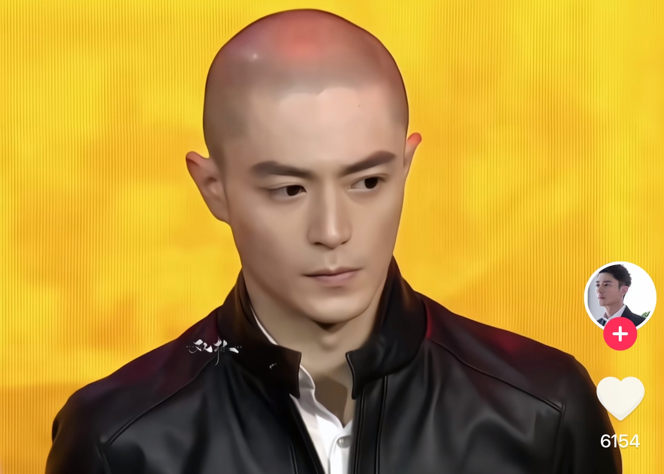 Trên đời có duy nhất 1 người cạo trọc đầu còn đẹp hơn khi có tóc, tất cả là nhờ khuôn mặt thiên tài- Ảnh 1.