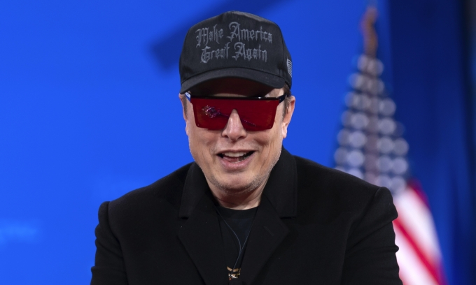 Tỷ phú Mỹ Elon Musk tại Oxon Hill, Maryland, ngày 20/2/2025. Ảnh: AP